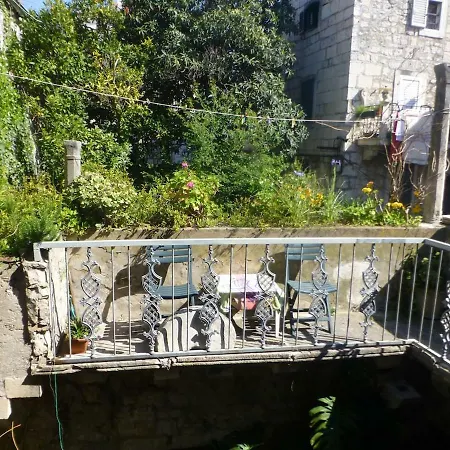 Giunio House, Old Town Centre Apartment Korcula Town